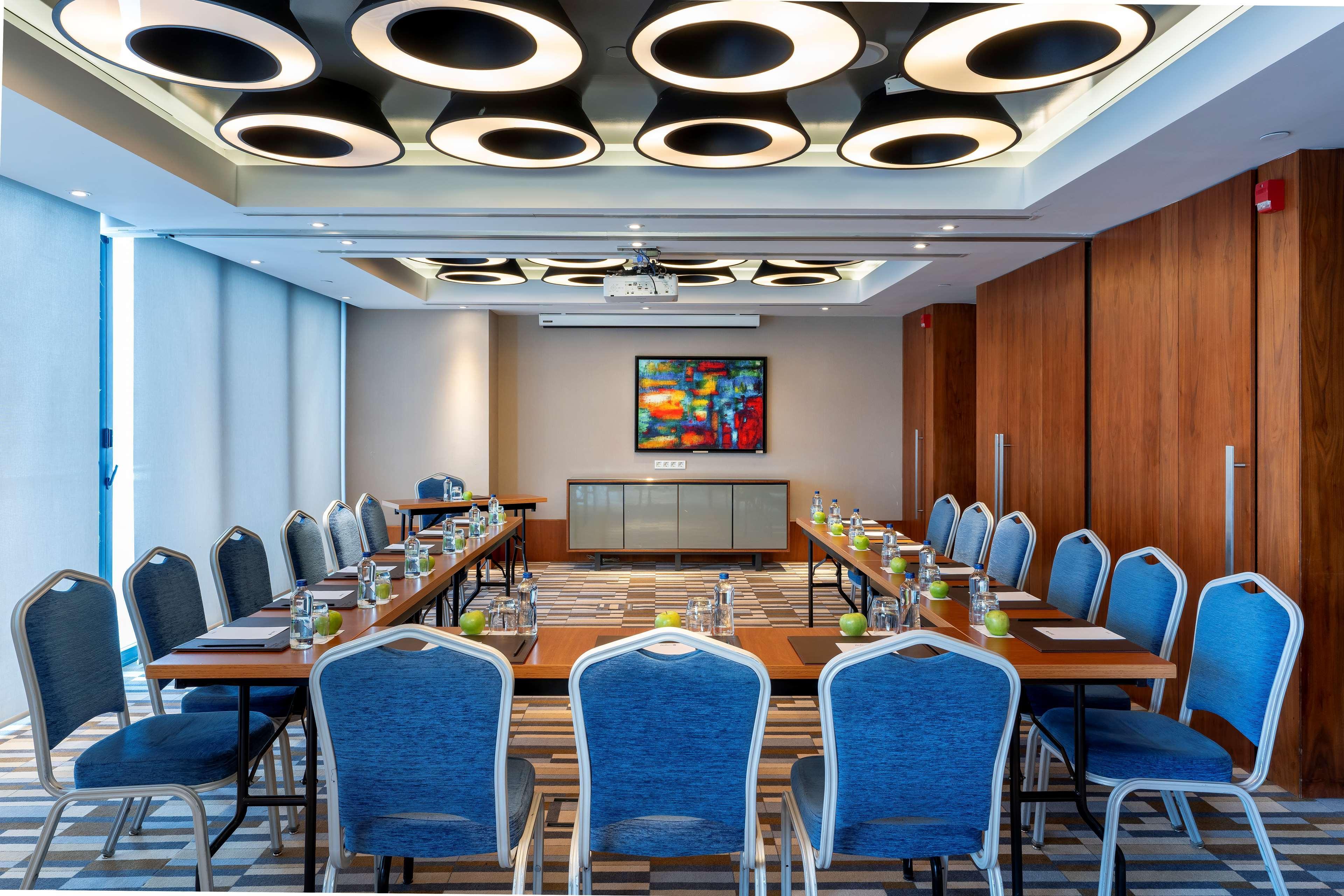 Radisson Blu Hotel Istanbul Asia Exterior photo Meeting room